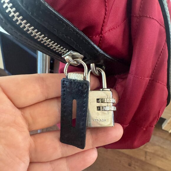 Vintage Prada Nylon Quilted Shoulder/Tote - Picture 4 of 16